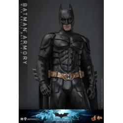 El caballero oscuro Figuras y Diorama Movie Masterpiece 1/6 Batman Armory with Bruce Wayne (2.0) 30 cm