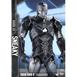 Iron Man 3: Iron Man Mark XV Sneaky Sixth scale Figure