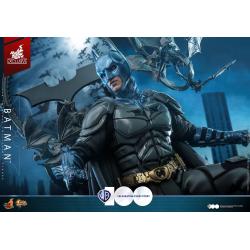 Hot Toys MMS697 Warner Bross 100th Collectible Action Figure 1/6 Batman Hot Toys Exclusive 32cm