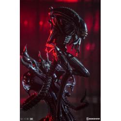 Alien Warrior Statue by Sideshow Collectibles