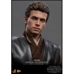 Anakin Skywalker Sixth Scale Figure by Hot Toys Movie Masterpiece Series - Star Wars Episode II: Attack of the Clones™