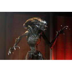 ALIEN Figura Ultimate Scorched Xenomorph 18 cm NECA