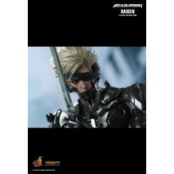 Metal Gear: Raiden Sixth Scale Figure HOT TOYS SPECIAL EDITION