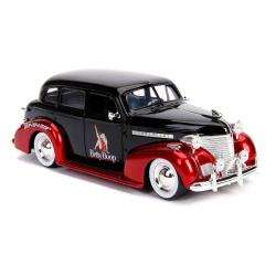 Betty Boop Hollywood Rides Diecast Model 1/24 1939 Chevy Master Deluxe with Figure