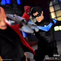 DC Comics Figura 1/12 Nightwing 17 cm Mezco Toys