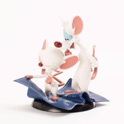 Pinky y Cerebro Figura Q-Fig Taking Over The World 10 cm