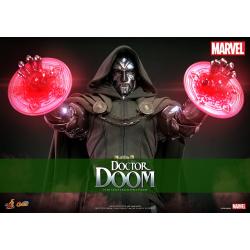 Marvel Figura Comic Masterpiece 1/6 Doctor Doom 33 cm HOT TOYS