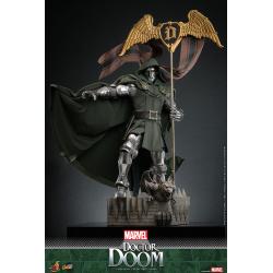 Marvel Figura Comic Masterpiece 1/6 Doctor Doom 33 cm HOT TOYS