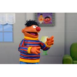 Sesame Street Figura Ultimate Ernie 18 cm Barrio Sesamo NECA