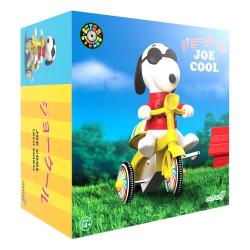 Peanuts Figura Super Cycles Joe Cool (Red with Yellow Trike) 13 cm Snoopy