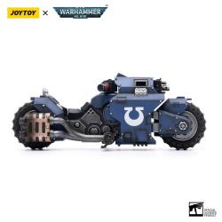 Warhammer 40k Vehículo 1/18 Ultramarines Outrider Bike 22 cm   Joy Toy (CN) 