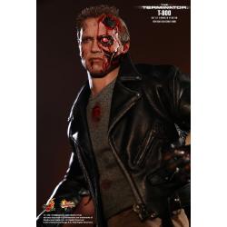 THE TERMINATOR T-800 (BATTLE DAMAGED VERSION) 1/6TH SCALE COLLECTIBLE FIGURE
