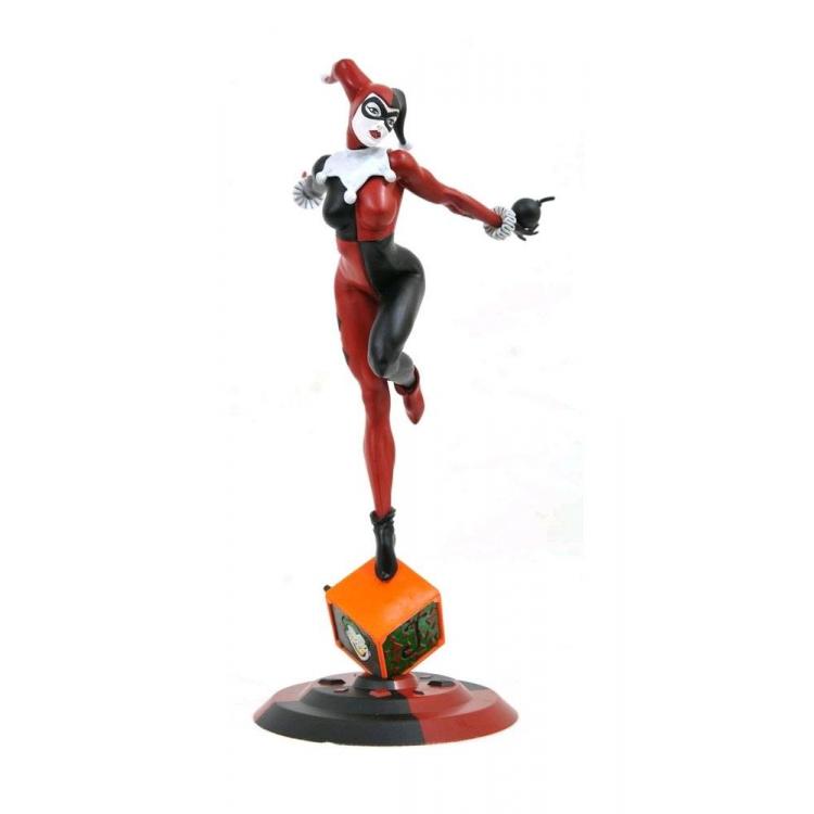DC Comic Gallery PVC Statue Classic Harley Quinn 23 cm
