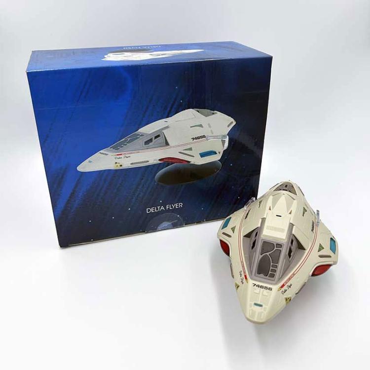 Star Trek Starship Mini Réplica Diecast Delta Flyer XL  Eaglemoss Publications Ltd. 