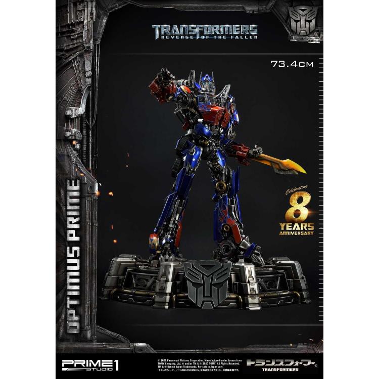 Transformers: Revenge of the Fallen - Exclusive Optimus Prime Statue Bonus Version