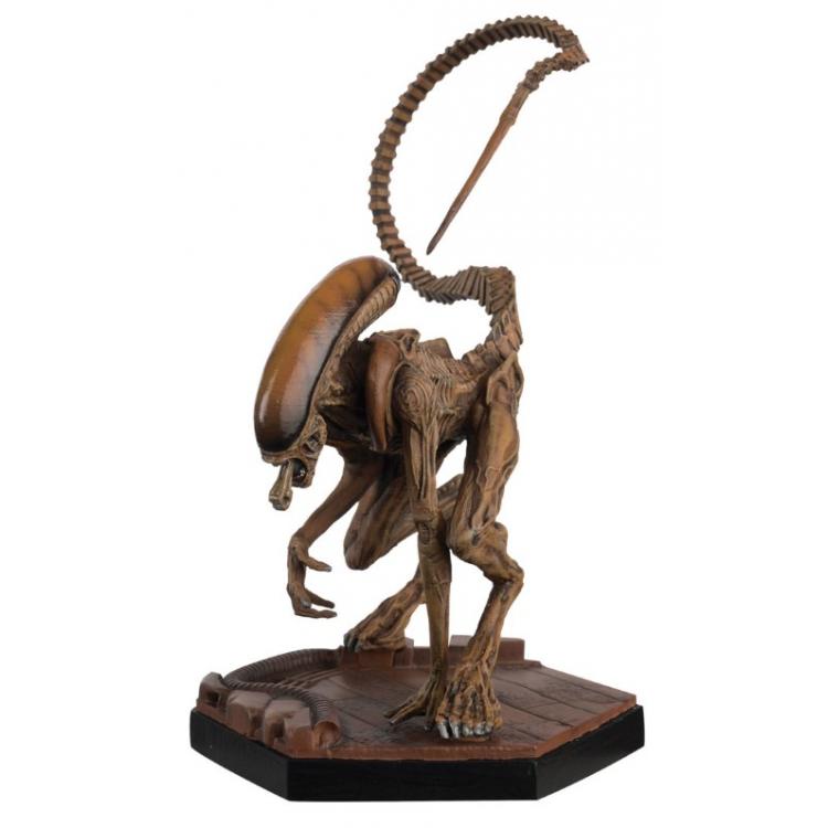 The Alien & Predator Figurine Collection #4 Xenomorph 14 cm
