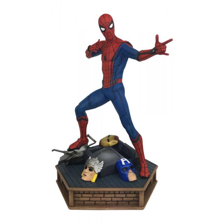Spider-Man Homecoming Marvel Premier Collection PVC Statue Spider-Man 30 cm