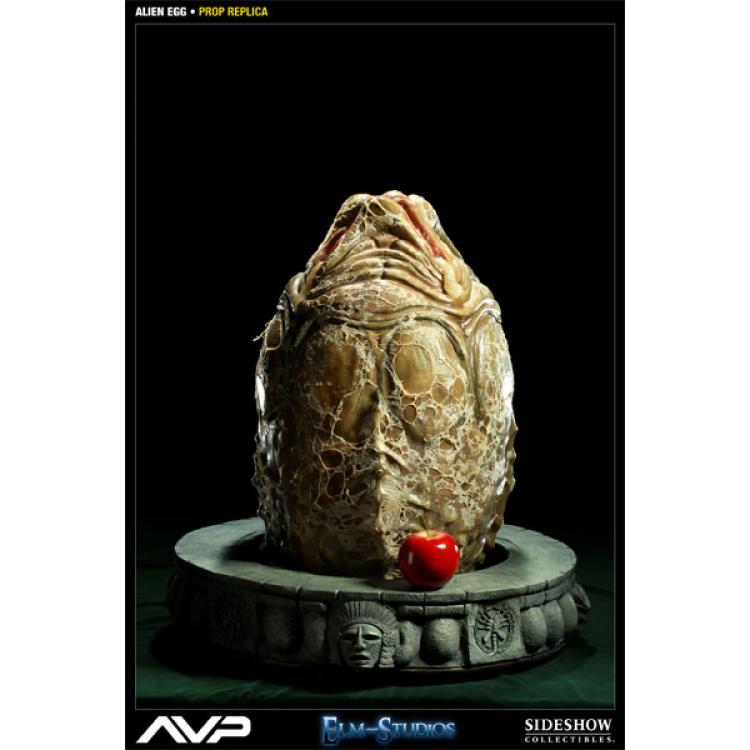Alien Prop Replica by Sideshow Collectibles avp