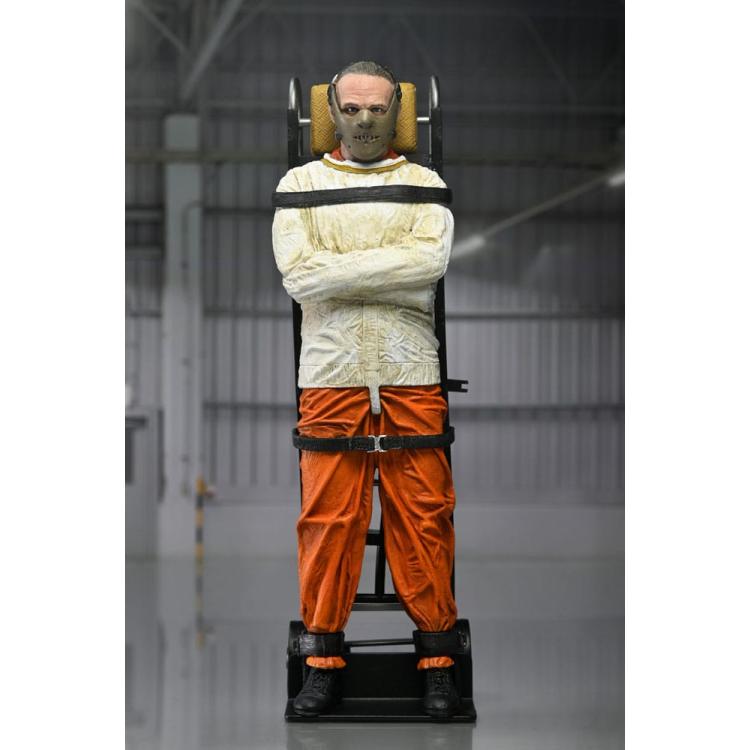 El Silencio de los Corderos Figura Dr. Hannibal Lecter (Masked) 18 cm NECA