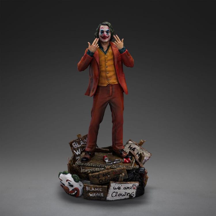 DC Comics Estatua Art Scale Deluxe 1/10 Joker (Arthur Fleck) 19 cm IRON STUDIOS