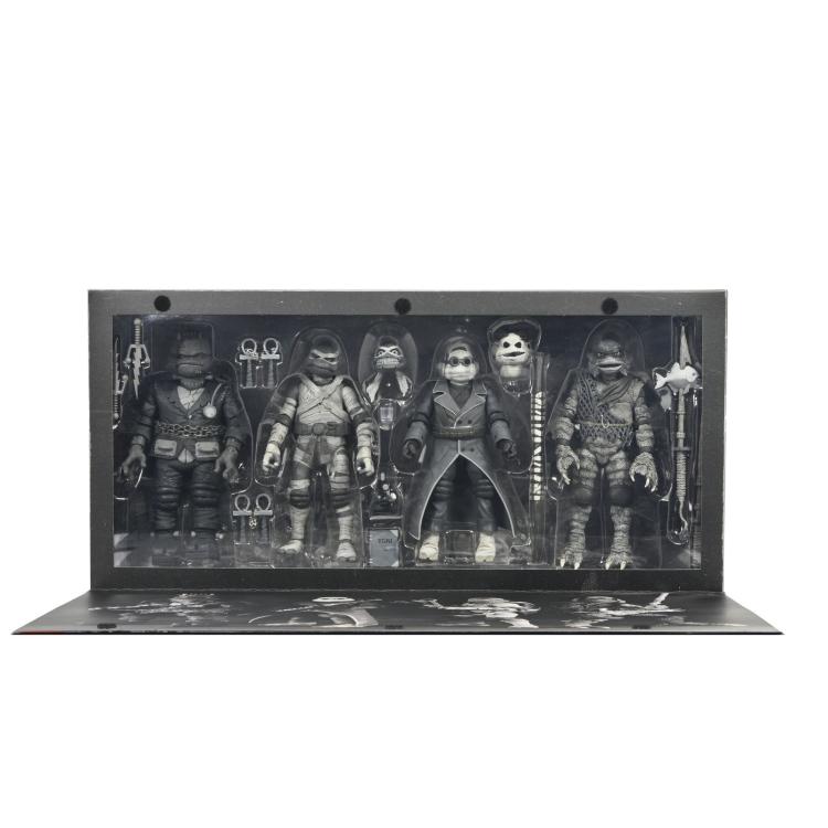 TORTUGAS NINJA PACK UNIVERSAL MONSTERS VERSION 18CM ULTIMATE MUTANT NECA