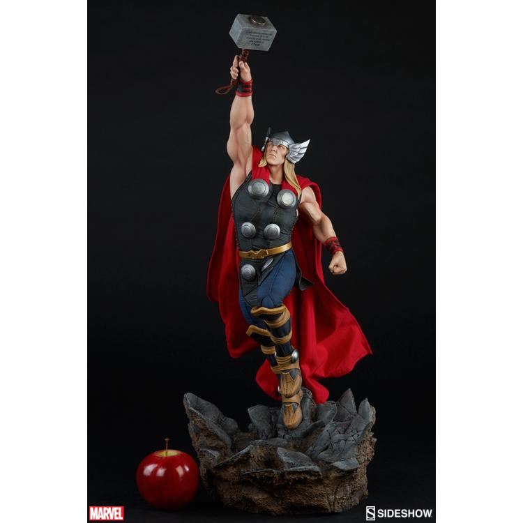 Avengers Assemble: Thor Statue